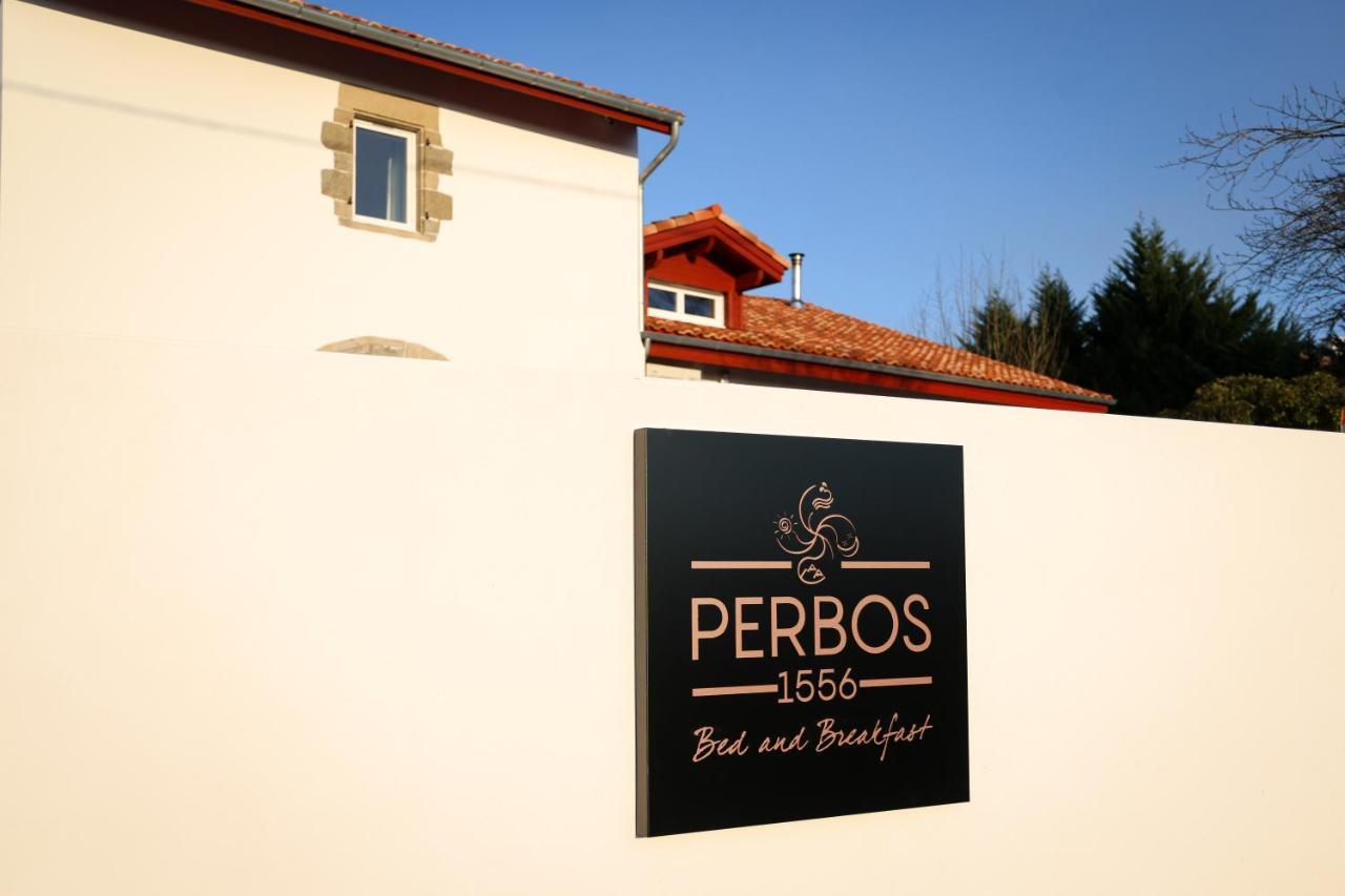 Bed & Breakfast Perbos 1556 La Bastide-Clairence Eksteriør bilde