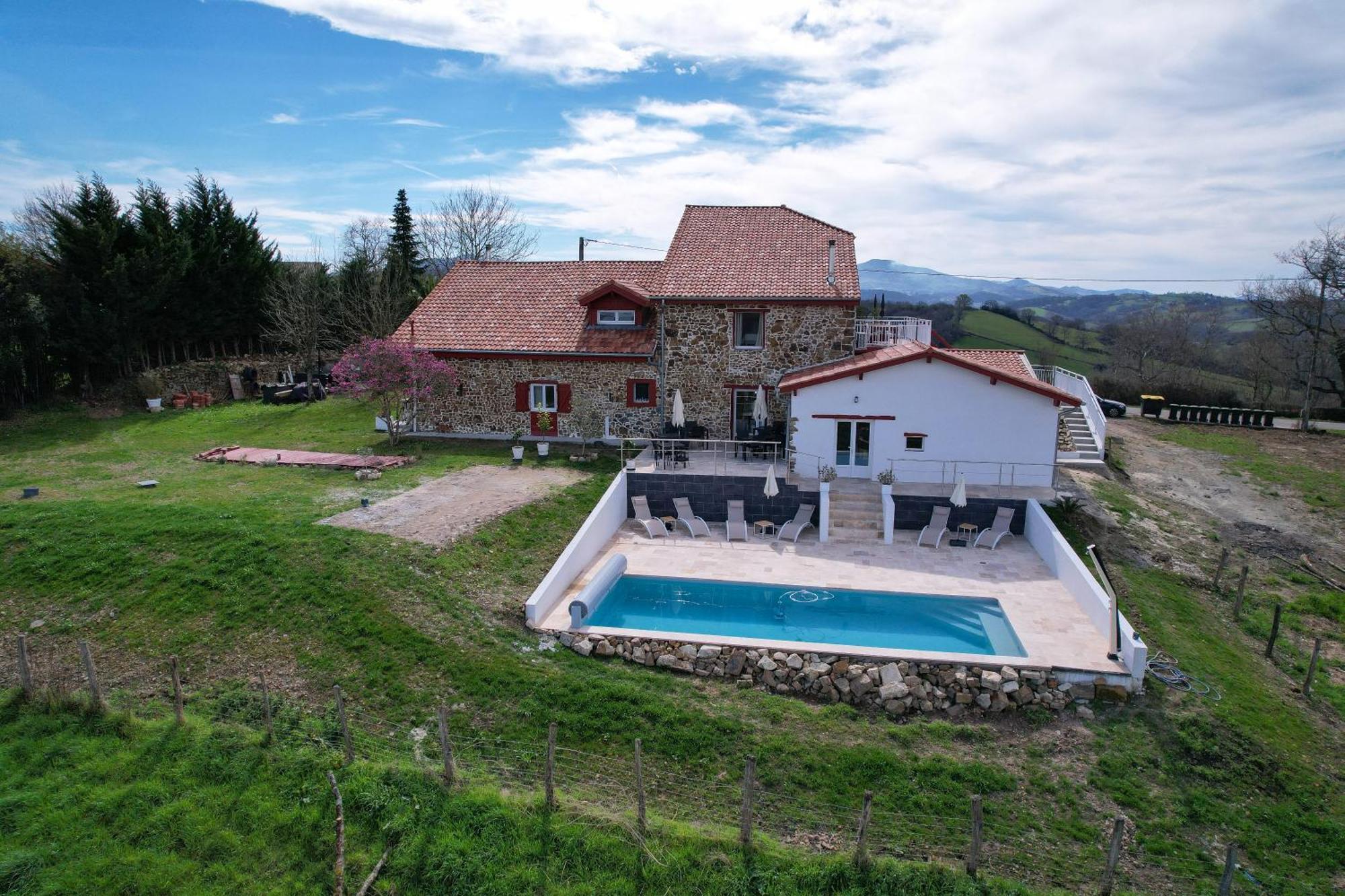 Bed & Breakfast Perbos 1556 La Bastide-Clairence Eksteriør bilde
