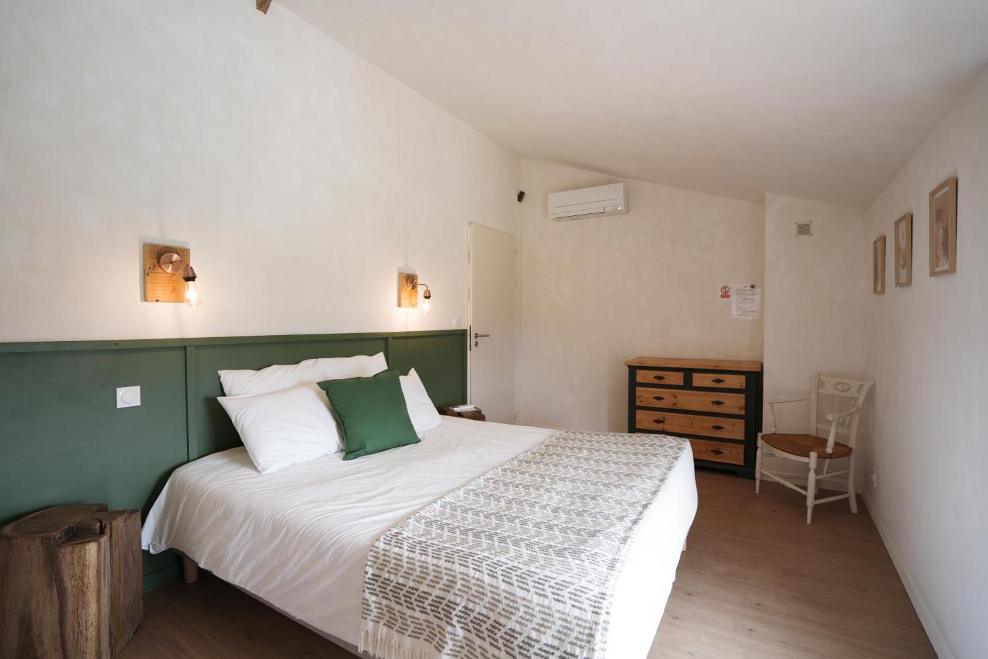 Bed & Breakfast Perbos 1556 La Bastide-Clairence Eksteriør bilde