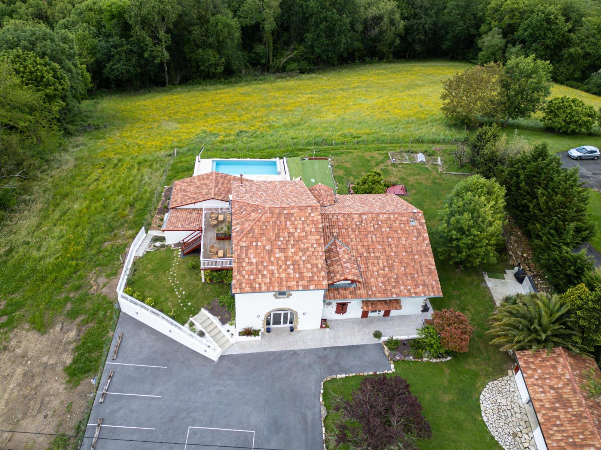 Bed & Breakfast Perbos 1556 La Bastide-Clairence Eksteriør bilde